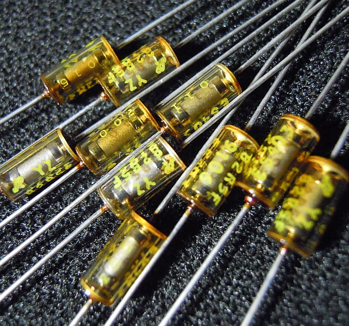 VISHAY RNR55C 82.5R 0.25W 3.7x8 Tin lead HIFI resistor