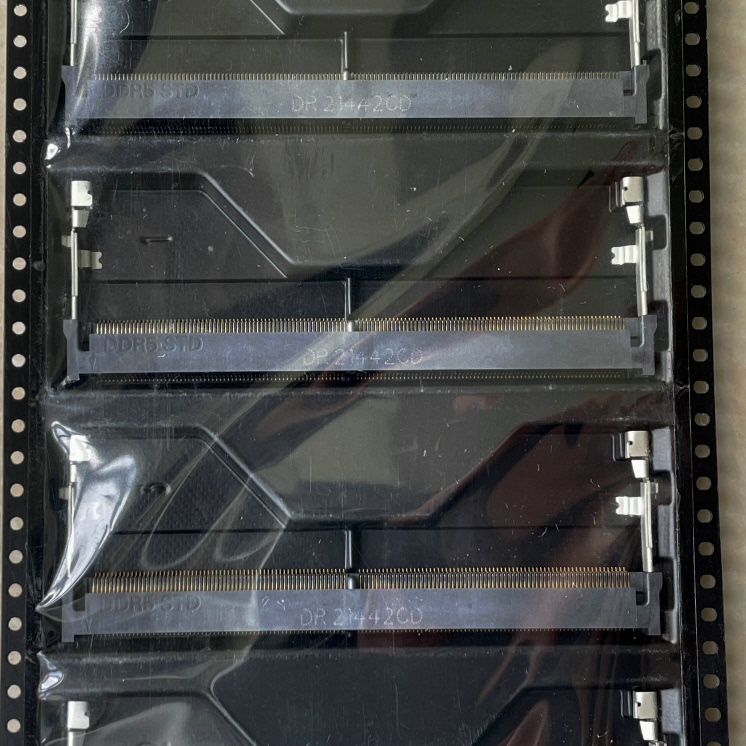 Laptop DDR5 Memory Socket Slot H5.2S 262P Memory slot Laptop DDR5 Memory Socket Slot H5.2S 262P Memory slot