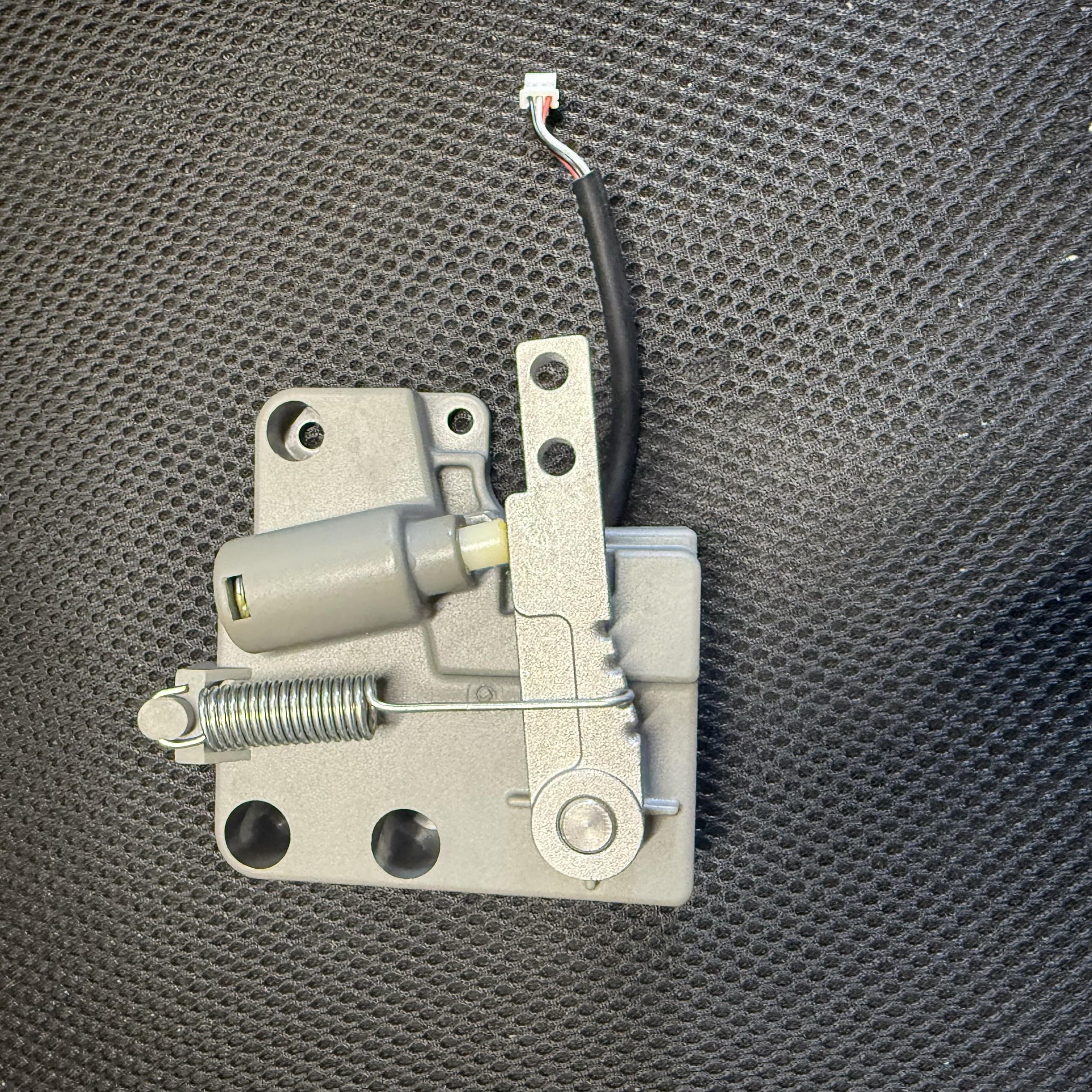 Treadle Foot Controller for Brother S-7250A 7000DD Lockstitch Sewing Machine Treadle Foot Controller for Brother S-7250A 7000DD Lockstitch Sewing Machine